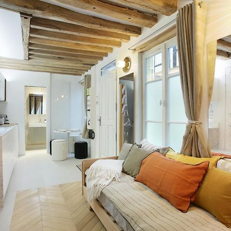 Apartment Le Marais By Studio Prestige Париж Екстер'єр фото